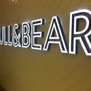 Neon signs neon or 3D signboard design of "Pull & Bear" in vibrant colors for Outdoor 3D signs