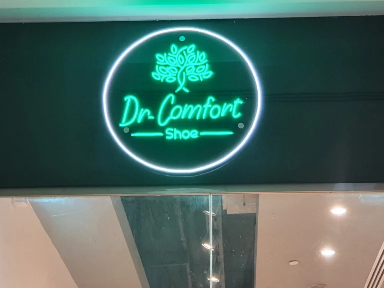 Dr. Comfort's shoe store showcases 3D signage with the name.